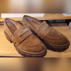 NWOB Vionic Elodie Womens Brown Suede Penny Loafers 6.5